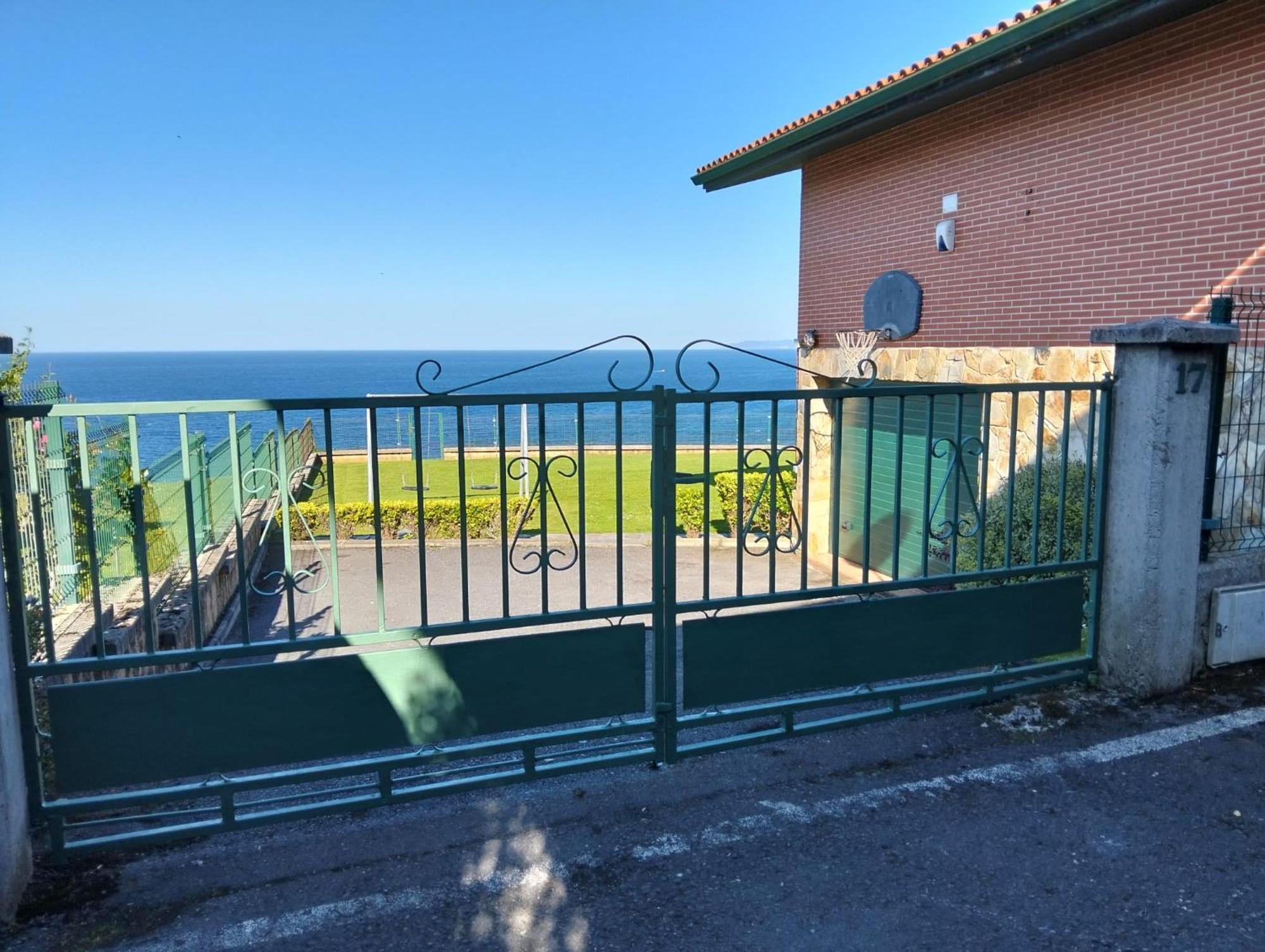Villa La Ballena De Sonabia Orinon Exterior photo